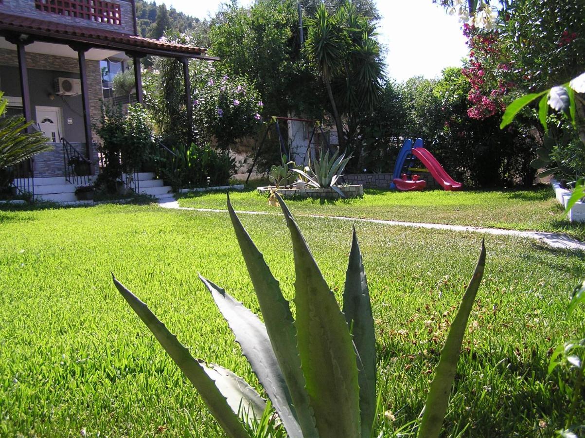 Villa Dallas วูร์วูรู ภายนอก รูปภาพ