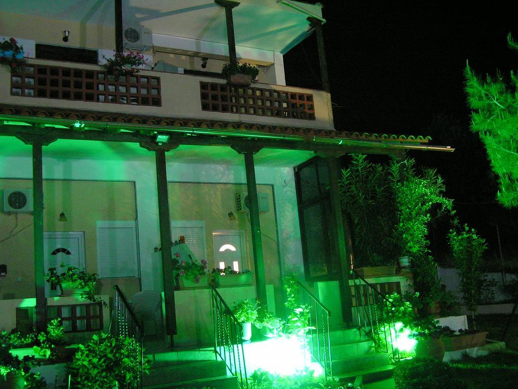 Villa Dallas วูร์วูรู ภายนอก รูปภาพ